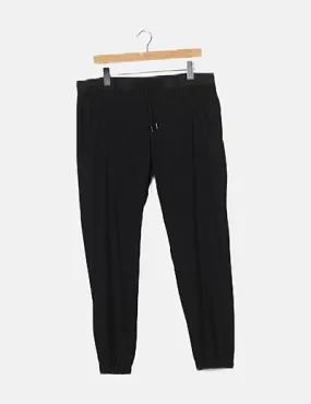 Black Zara Jogger Pants.
